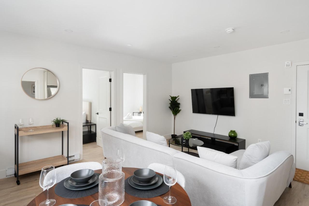 Hotel Young- Griffintown มอนทรีอัล ภายนอก รูปภาพ